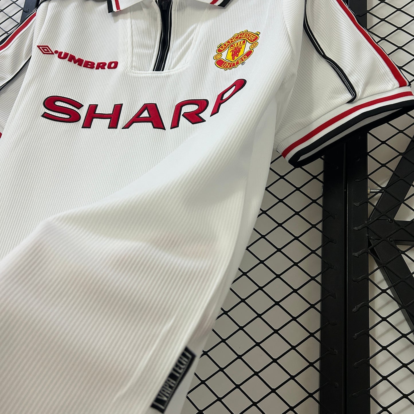 Camiseta Manchester United Retro Conmemorativa 1998/99 Versión Fan