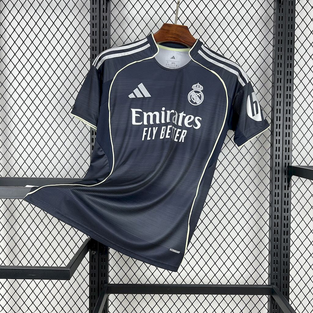 Camiseta Real Madrid Visita 2025/26 Versión Fan