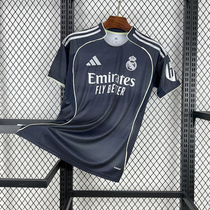Camiseta Real Madrid Visita 2025/26 Versión Fan