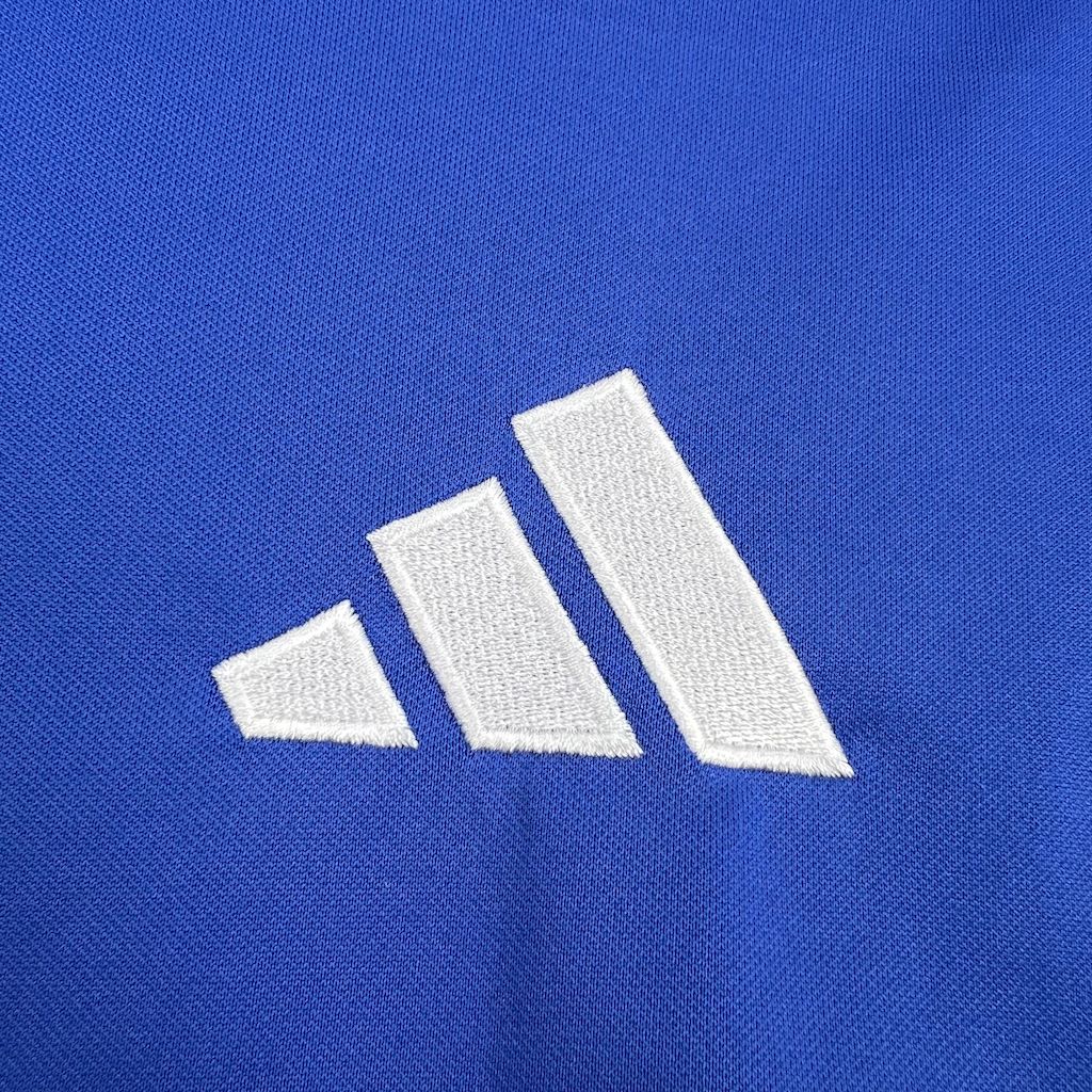 Camiseta Universidad de Chile Local 2025 Versión Fan