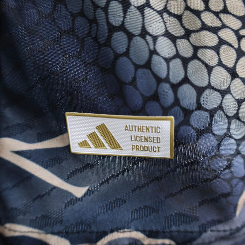 Camiseta Japón "Edición Especial Blanco y Azul" 2024 Versión Jugador