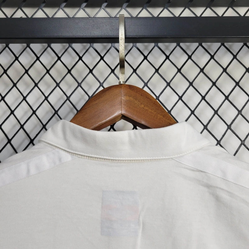 Camiseta Inglaterra Local Retro 2010 Versión Fan