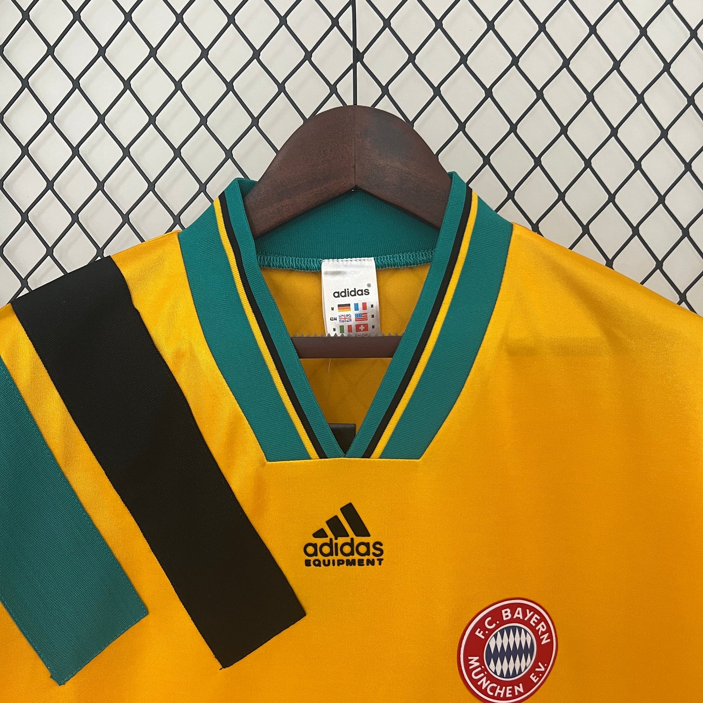 Camiseta Bayern Munich Visita Retro 1993/95