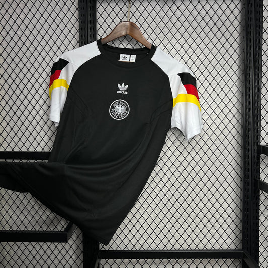 Camiseta Alemania "Estilo Retro" 2024 Versión Fan