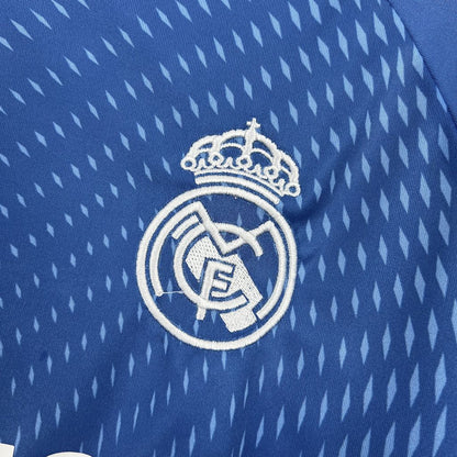Camiseta Real Madrid Edición Blue Sky 2025/26 Versión Fan