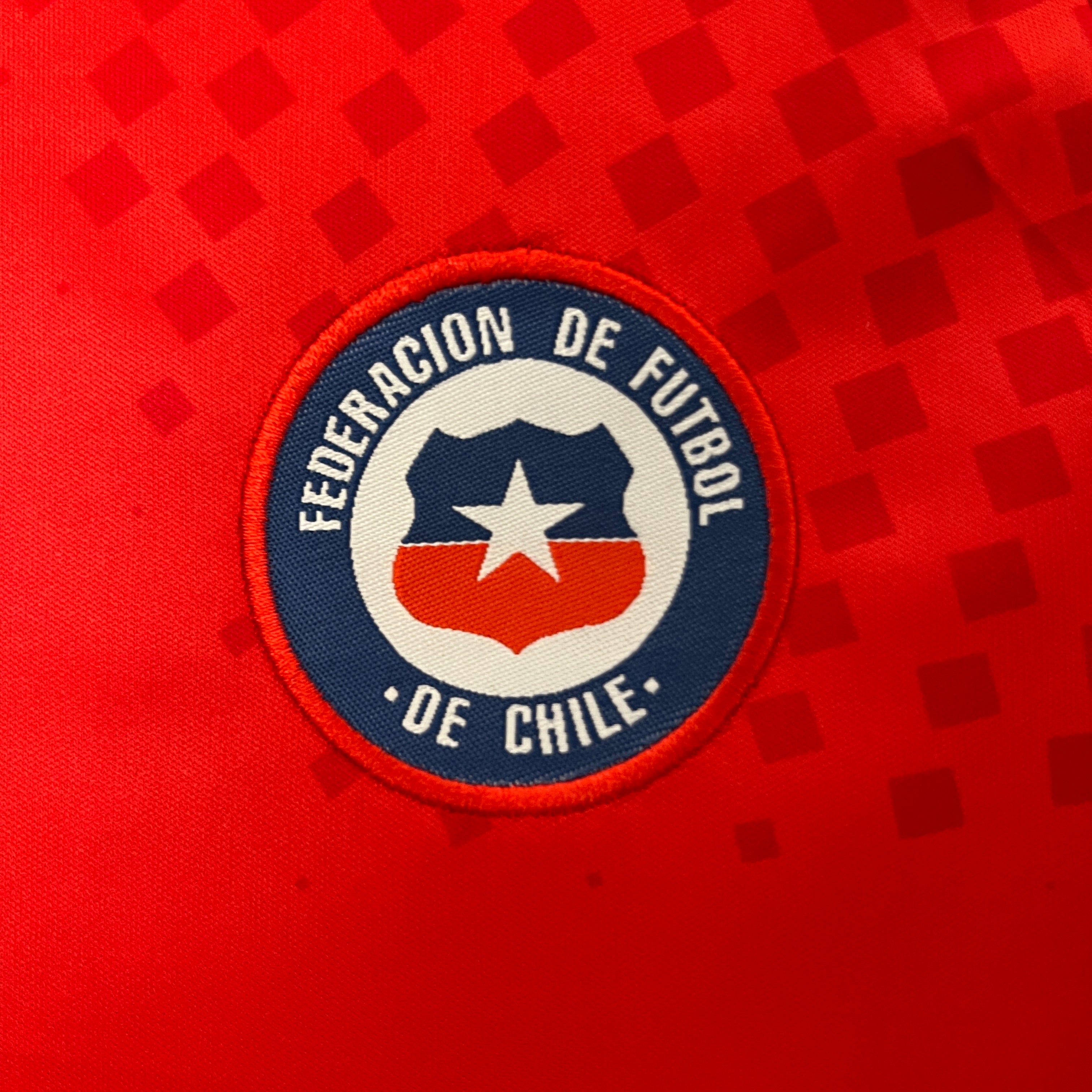 Chile Kit Niños Local 2024