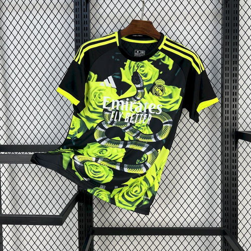 Camiseta Real Madrid Edición Green Snake 2025/26 Versión Fan