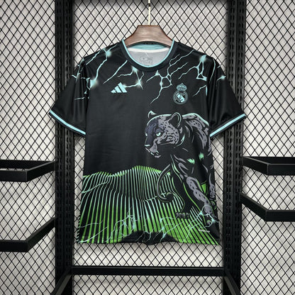 Camiseta Real Madrid Edición Especial "Green Panther" 2024/25 Versión Fan