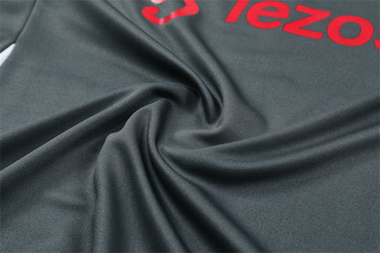 Buzo Completo con Cierre Manchester United Gris Diseño Rojo