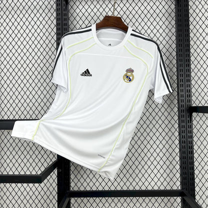Camiseta Real Madrid Entrenamiento Blanco 2025/26 Versión Fan