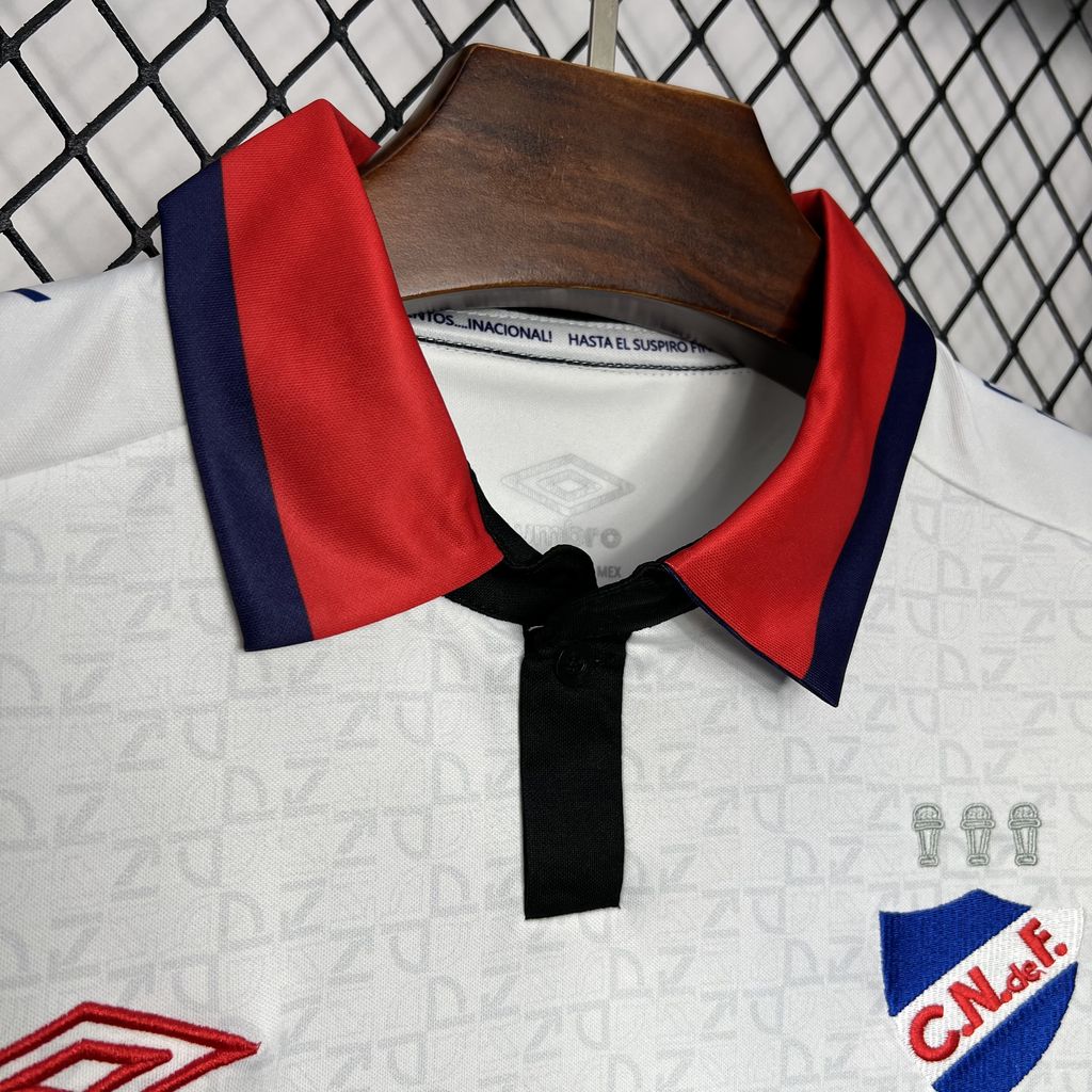 Camiseta Club Nacional Local 2024/25 Versión Fan
