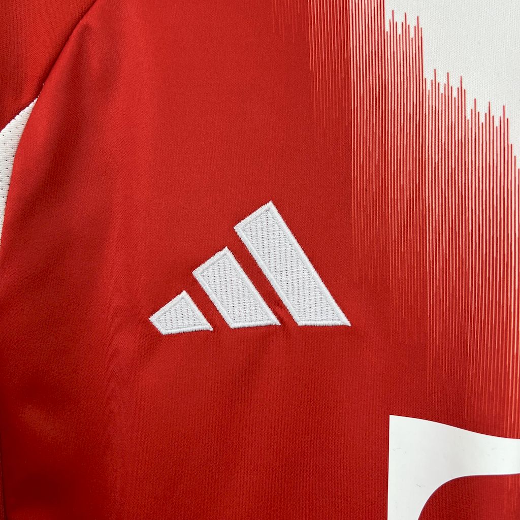 Camiseta Bayern Munich Local 2025/26 Versión Fan