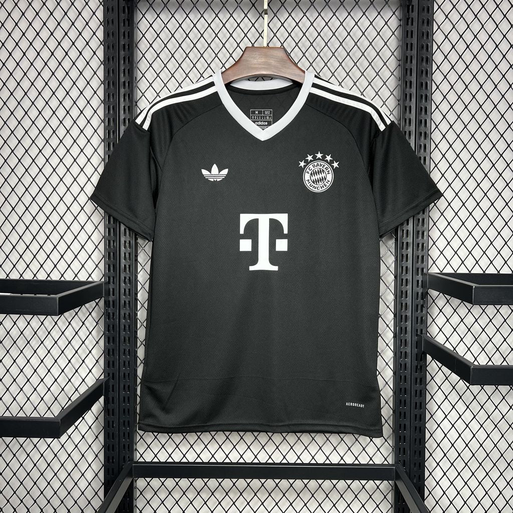 Camiseta Bayern Munich Entrenamiento 2024/25 Versión Fan