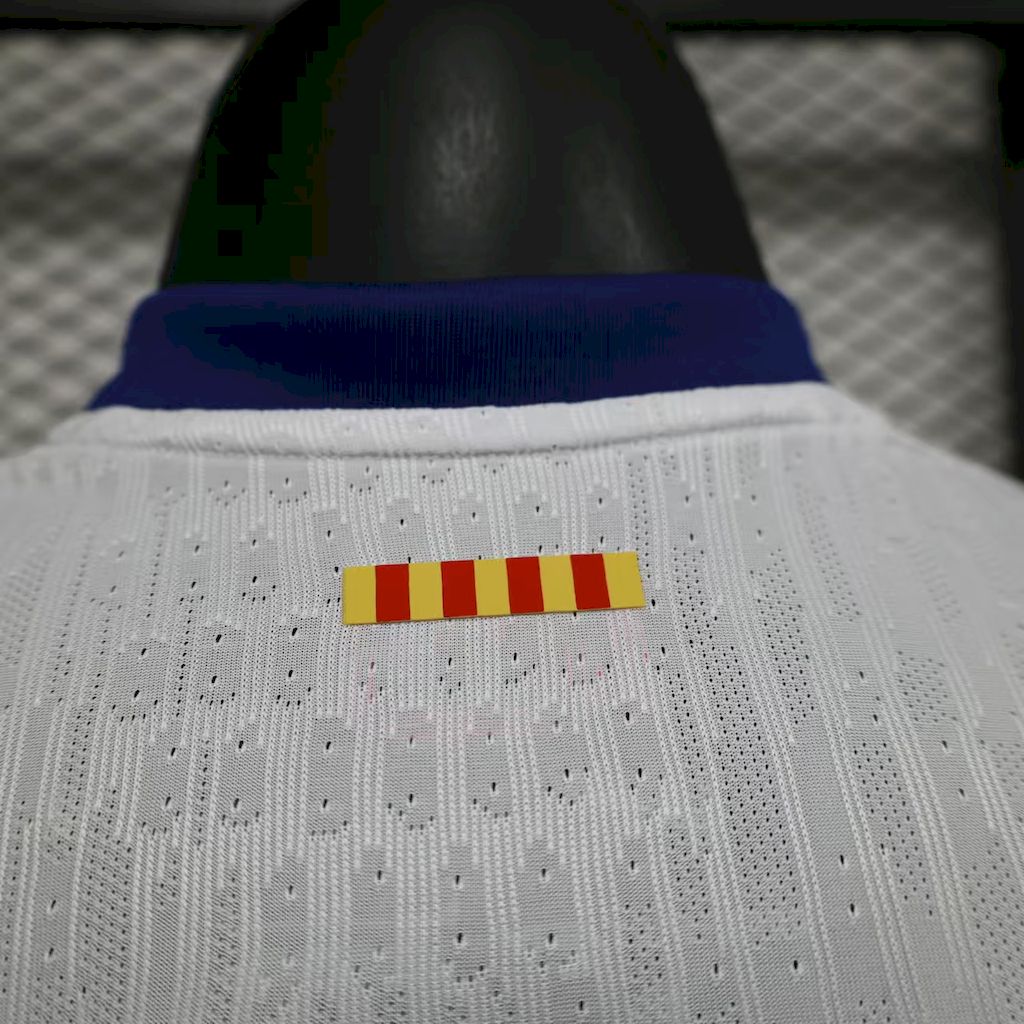 Camiseta FC Barcelona Edición Especial Blanca 2024/25 Versión Jugador