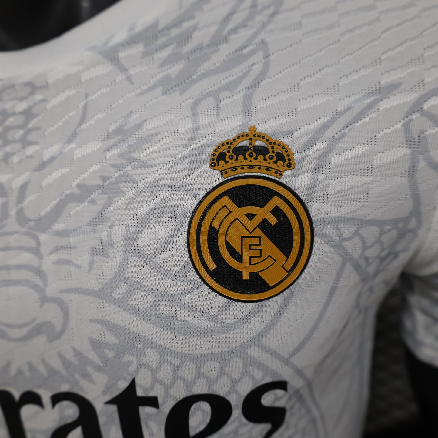 Camiseta Real Madrid Edición Dragón Blanco 2024/25 Versión Jugador