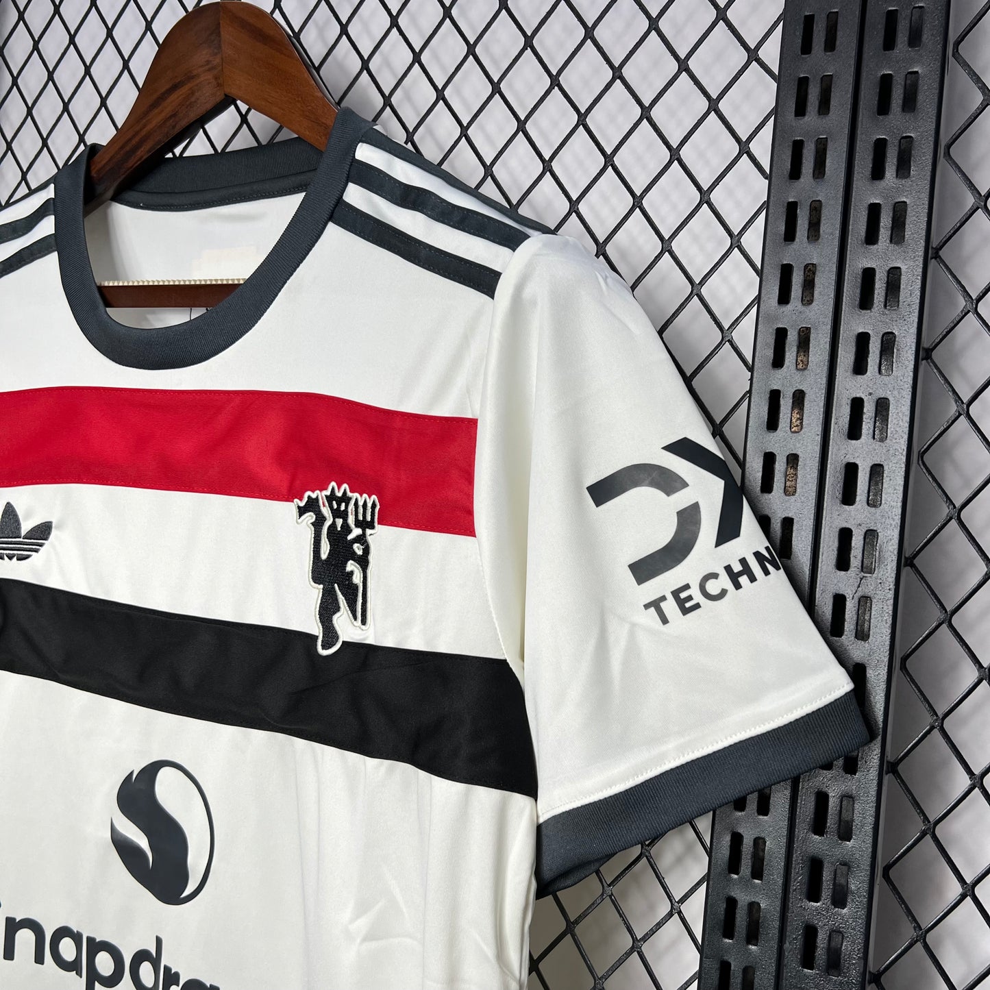 Camiseta Manchester United Tercera 2024/25 Versión Fan