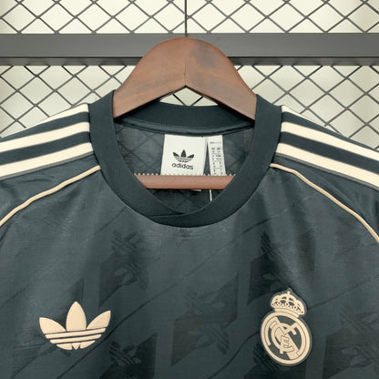 Camiseta Real Madrid Edición Especial Negra 2024/25 Versión Fan