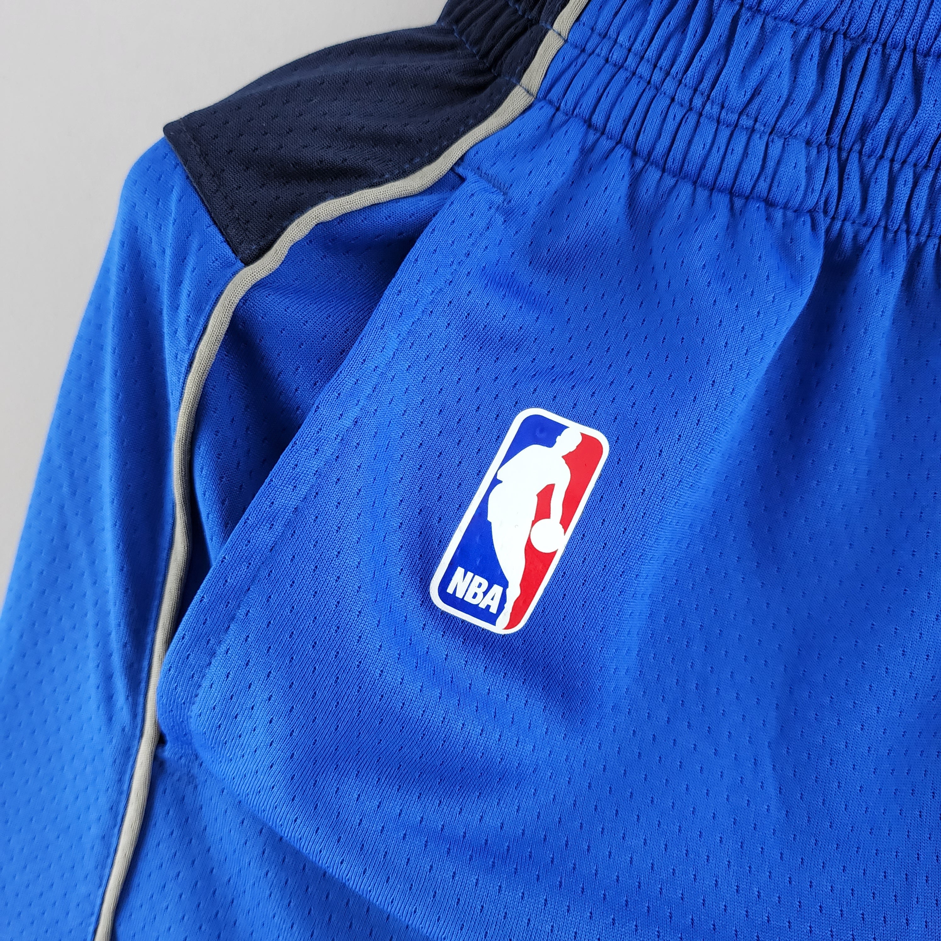 Dallas Mavericks Shorts Azules