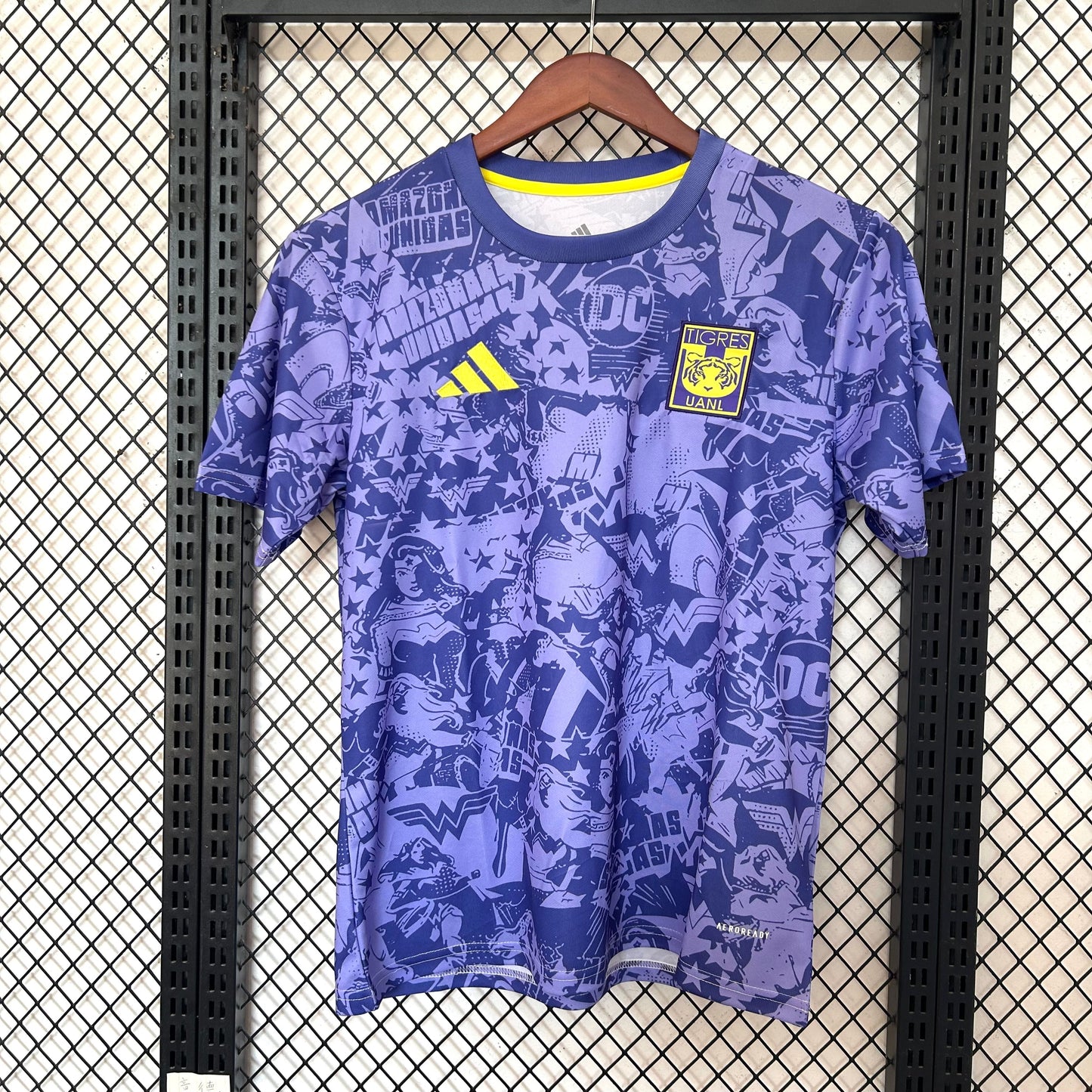 Camiseta Tigres Pre-Partido 2025/26 Versión Fan