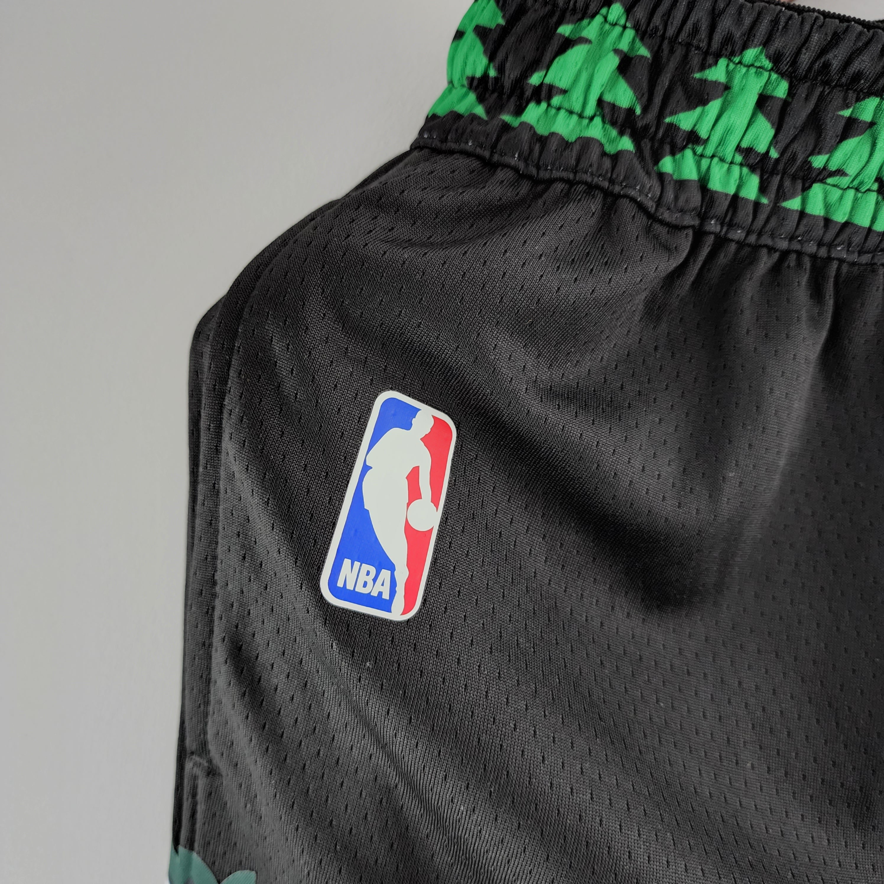 Minnesota Timberwolves Shorts Negros