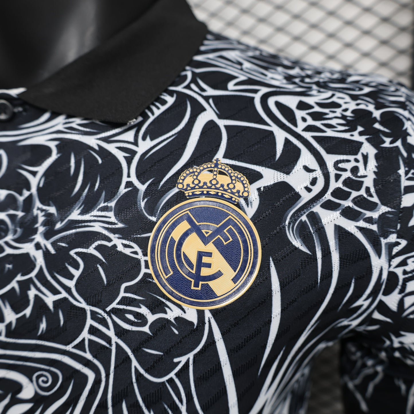 Camiseta Real Madrid "Yellow Black Dragon" 2024/25 Versión Jugador