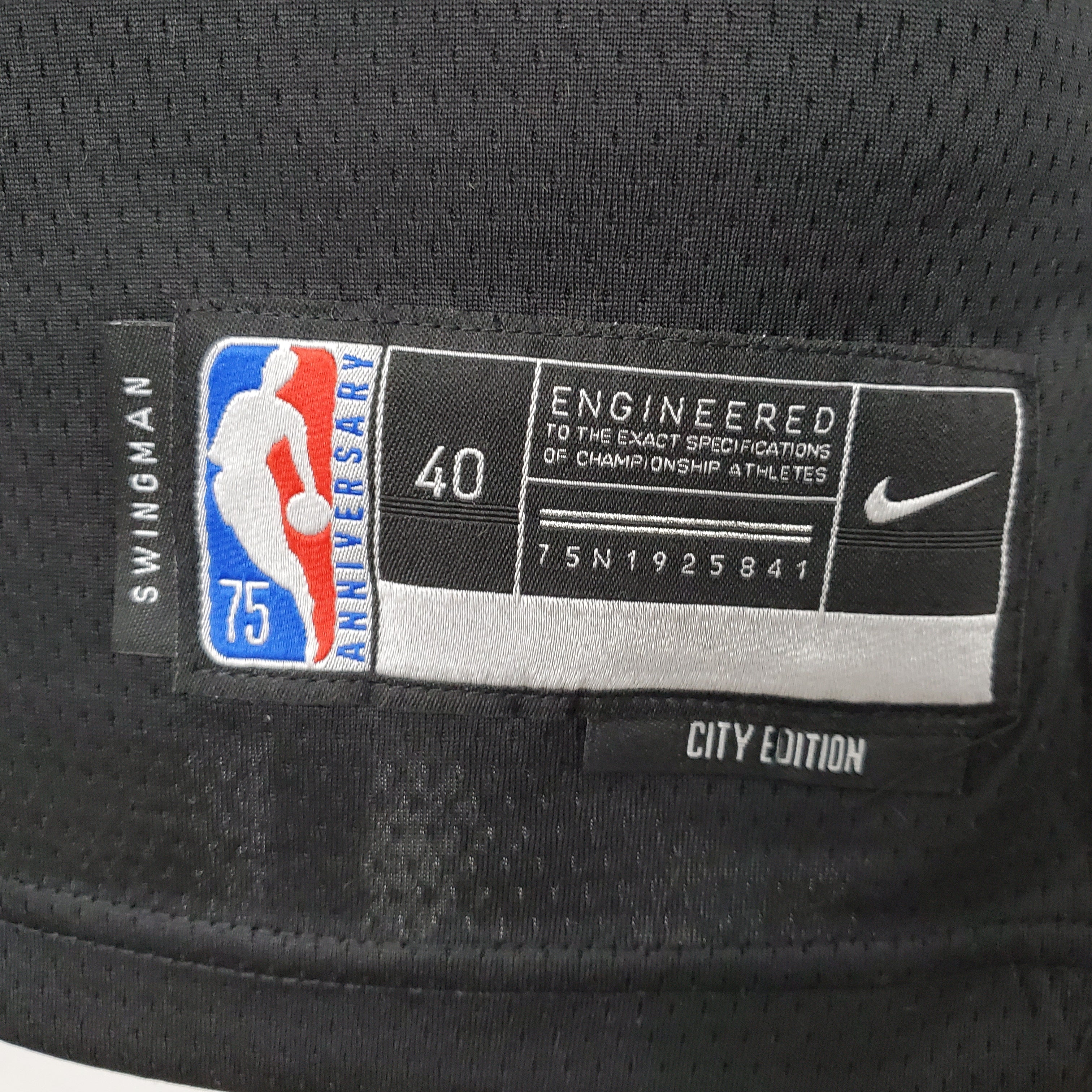 New York Knicks "City Edition" Negra NBA