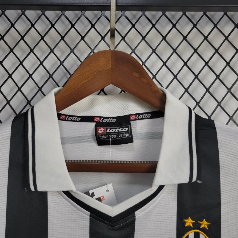 Juventus Retro 2001/02