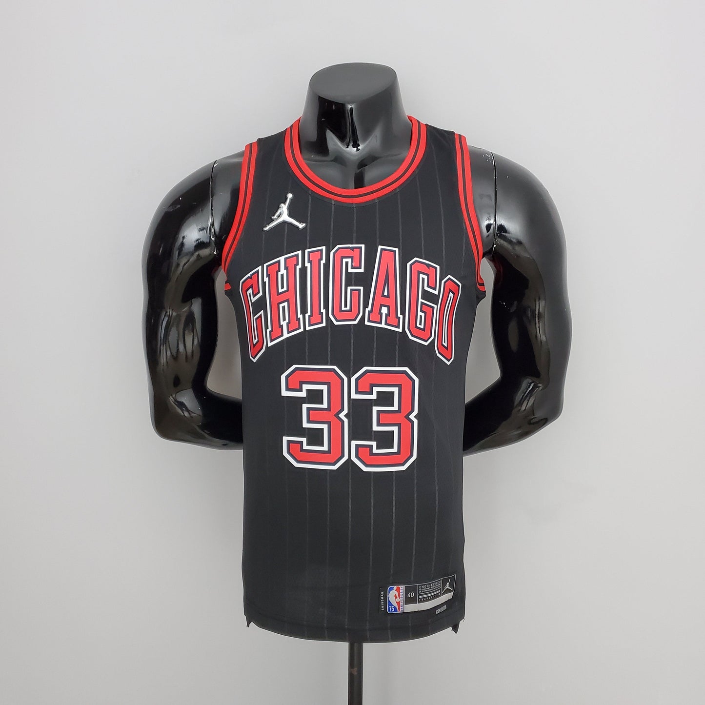 Camiseta Chicago Bulls Jordan Negra NBA 75 Aniversario
