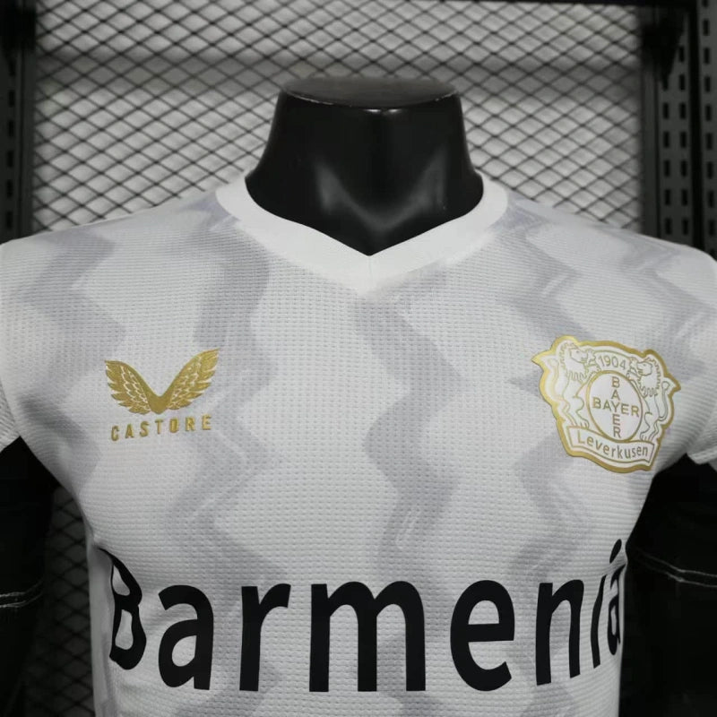Camiseta Bayer 04 Leverkusen Visita 2024/25 Versión Jugador