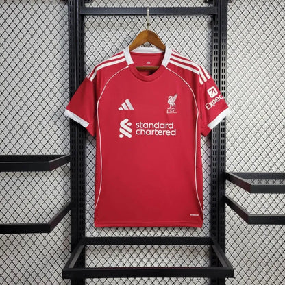 Camiseta Liverpool Local 2025/26 Versión Fan