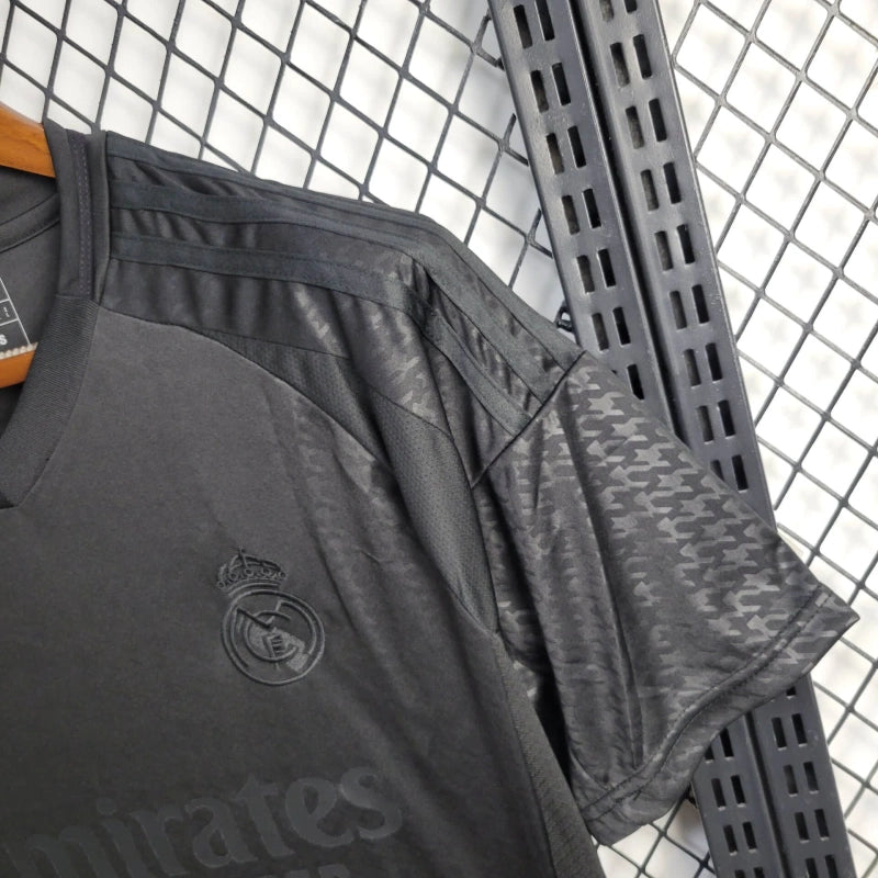 Camiseta Real Madrid "Especial Negra" 2024/25 Versión Fan