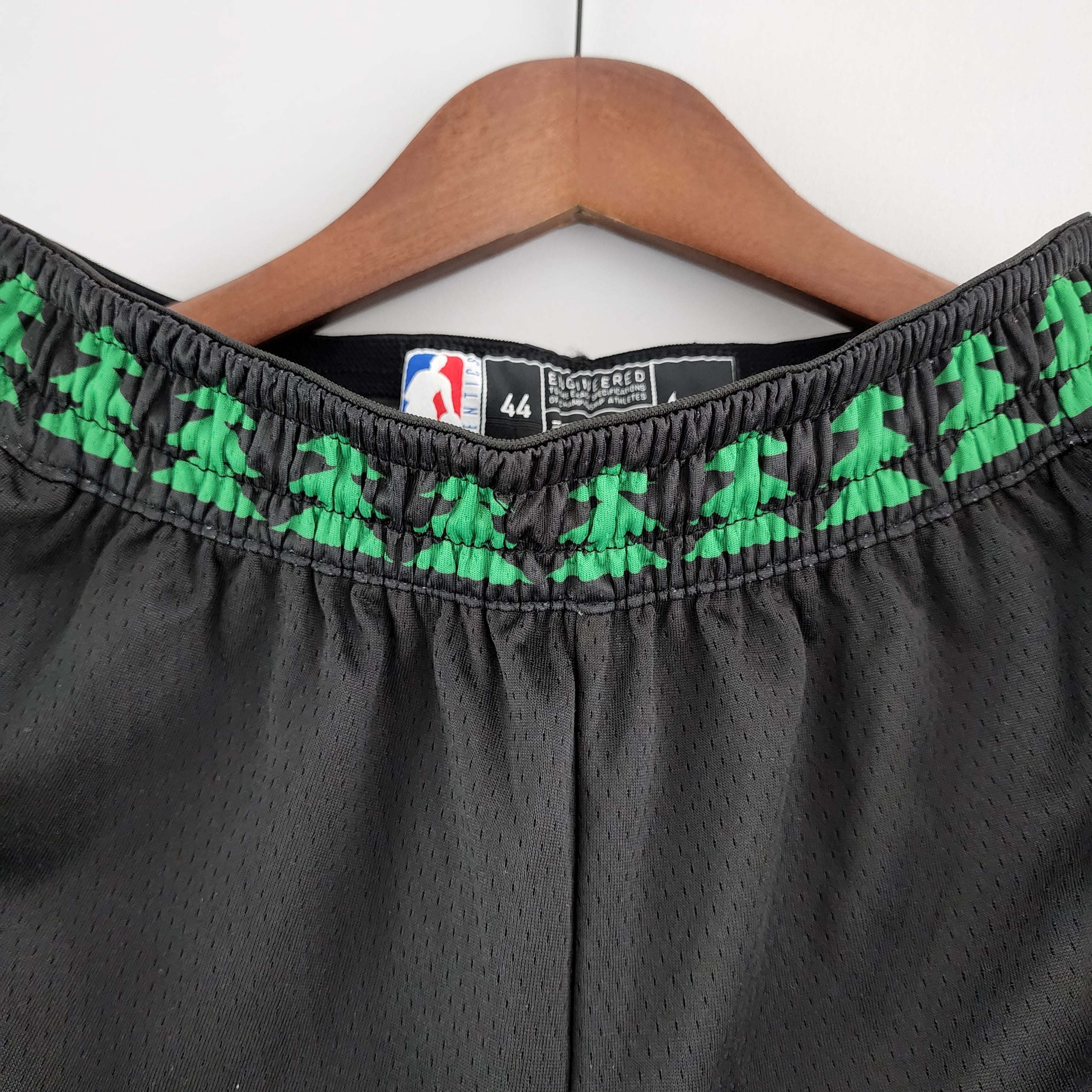 Minnesota Timberwolves Shorts Negros