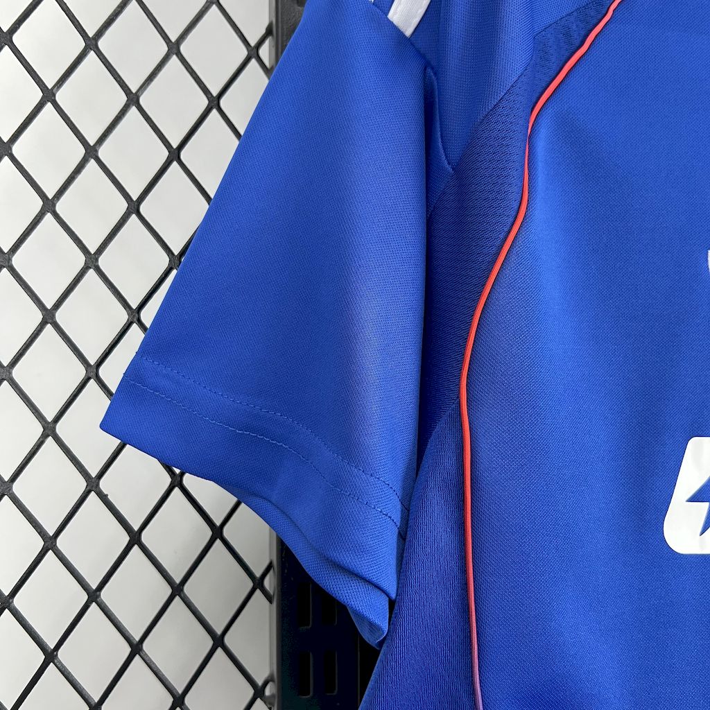 Camiseta Universidad de Chile Local 2025 Versión Fan