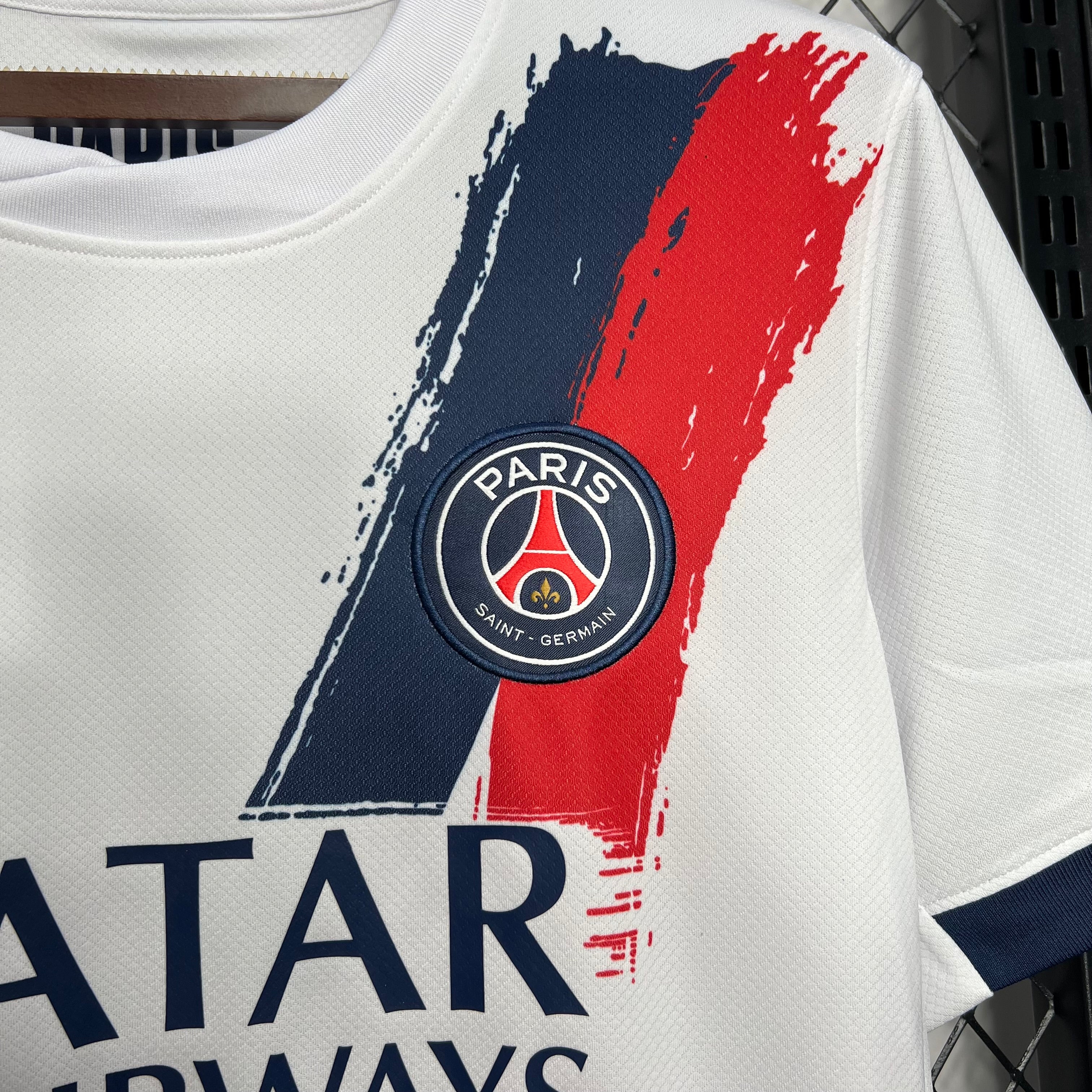 Paris Saint-Germain Visita 2024/25 Versión Fan