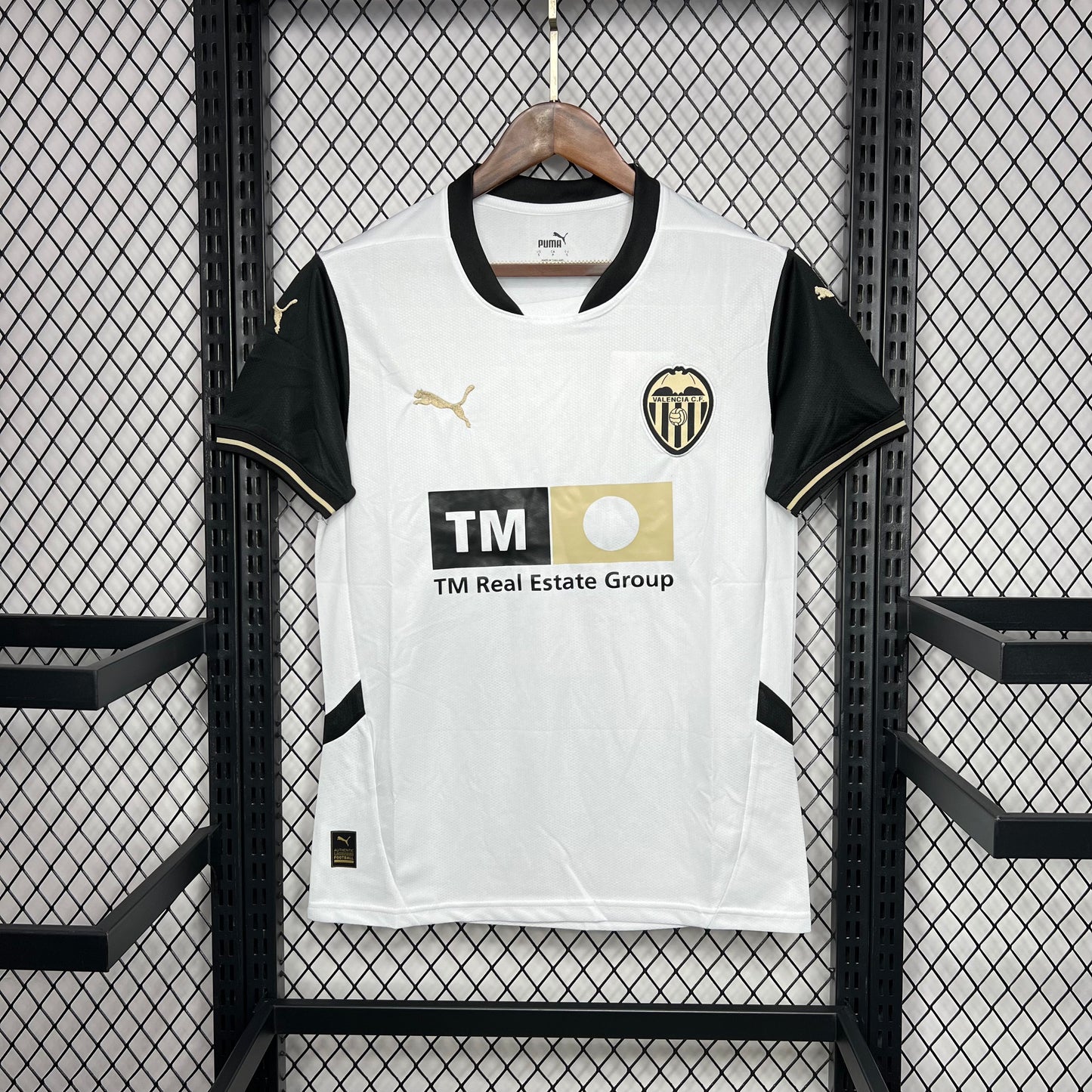 Camiseta Valencia Local 2024/25 Versión Fan
