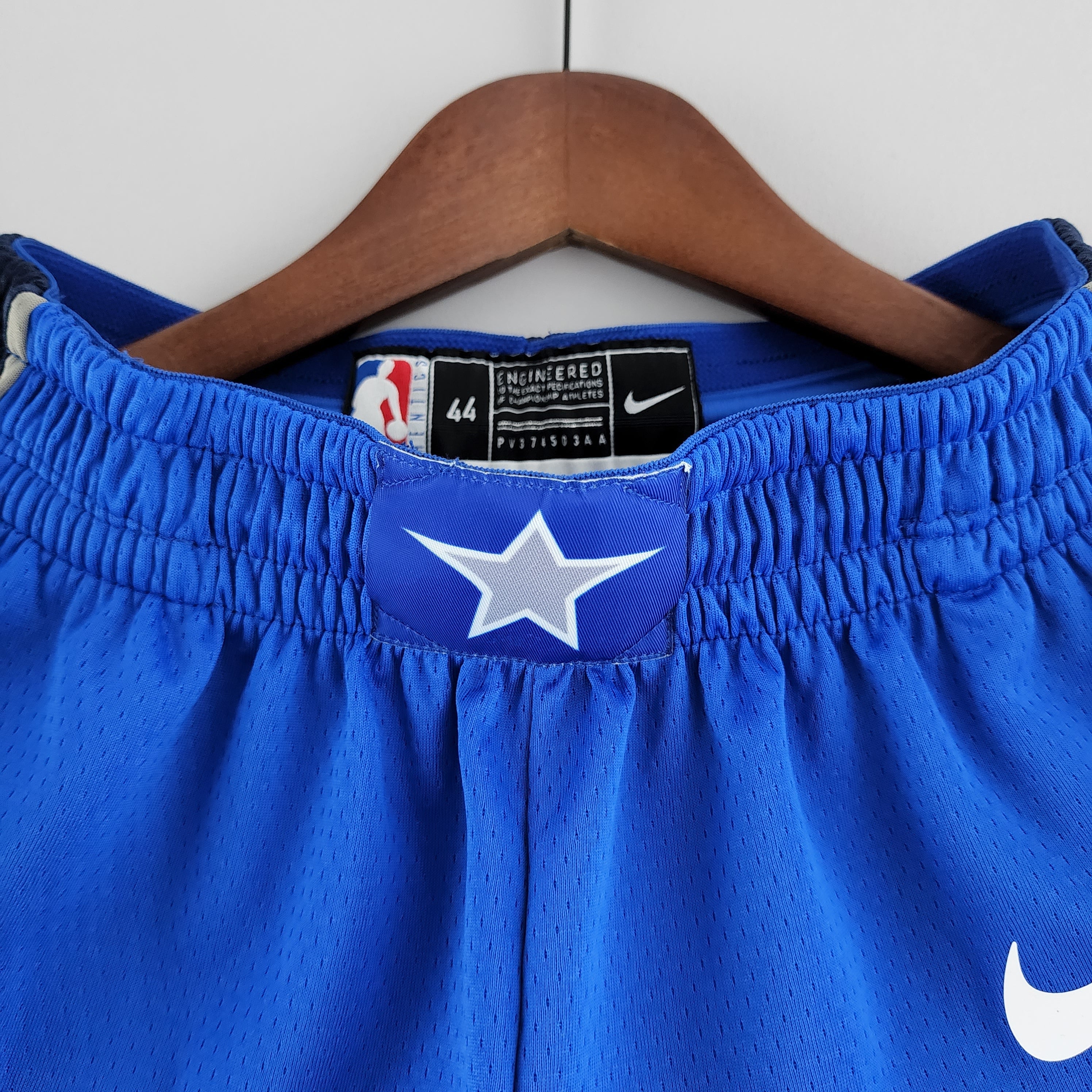 Dallas Mavericks Shorts Azules