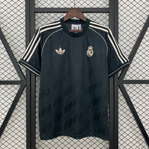 Camiseta Real Madrid Edición Especial Negra 2024/25 Versión Fan