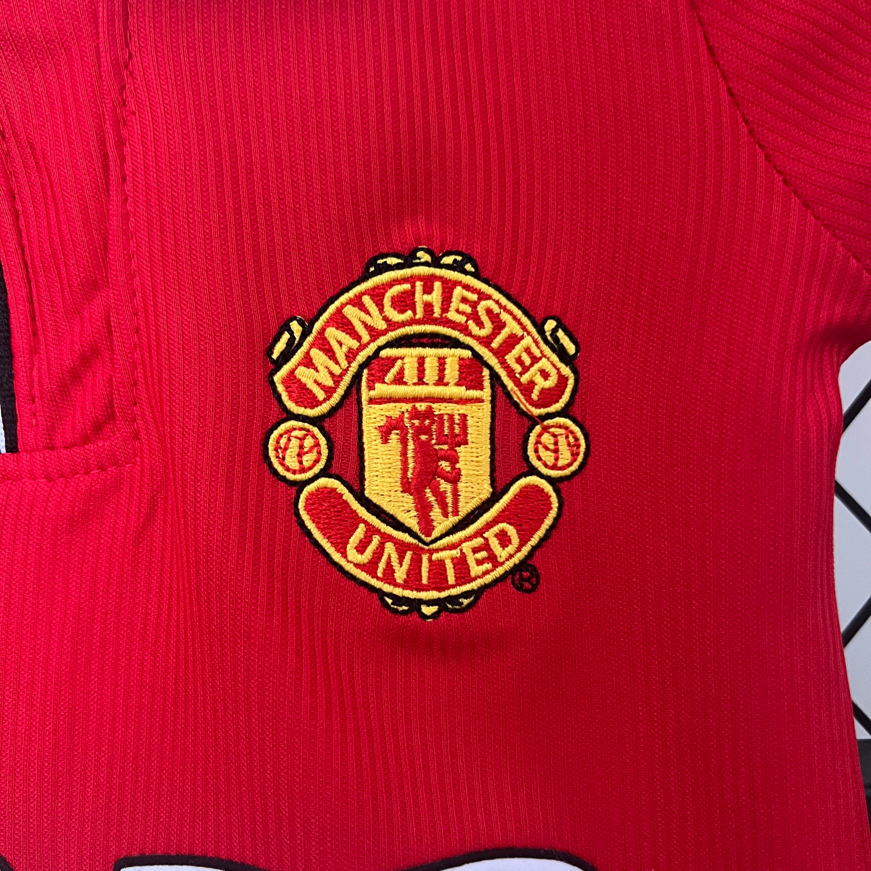 Manchester United Retro Kit Niños Local 1998/00