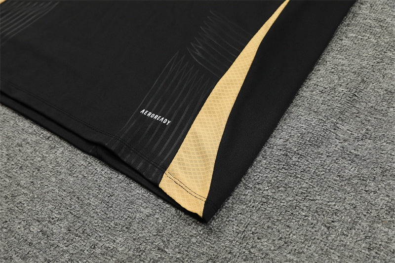 Buzo Completo Real Madrid Negro Diseño Dorado