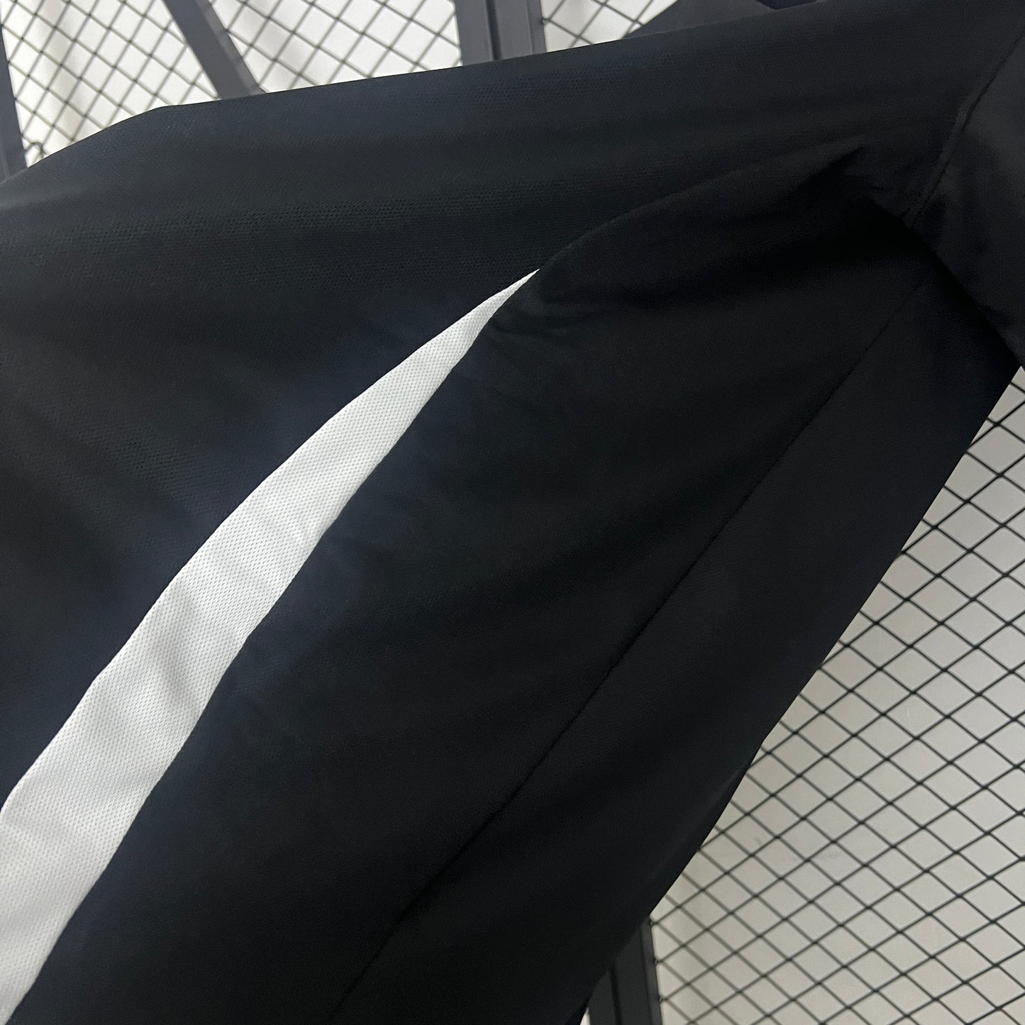 Camiseta Colo Colo Polo Entrenamiento 2025 Versión Fan