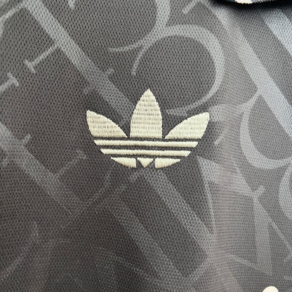 Camiseta Real Madrid Tercera 2024/25 Versión Fan