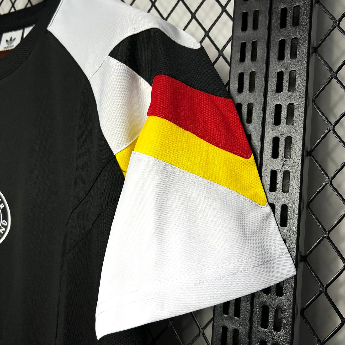 Camiseta Alemania "Estilo Retro" 2024 Versión Fan