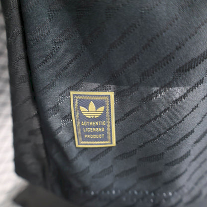 Camiseta Manchester United Edición Especial Negro 2025/26 Versión Jugador