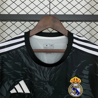 Camiseta Real Madrid Edición Black Dragon 2025/26 Versión Fan