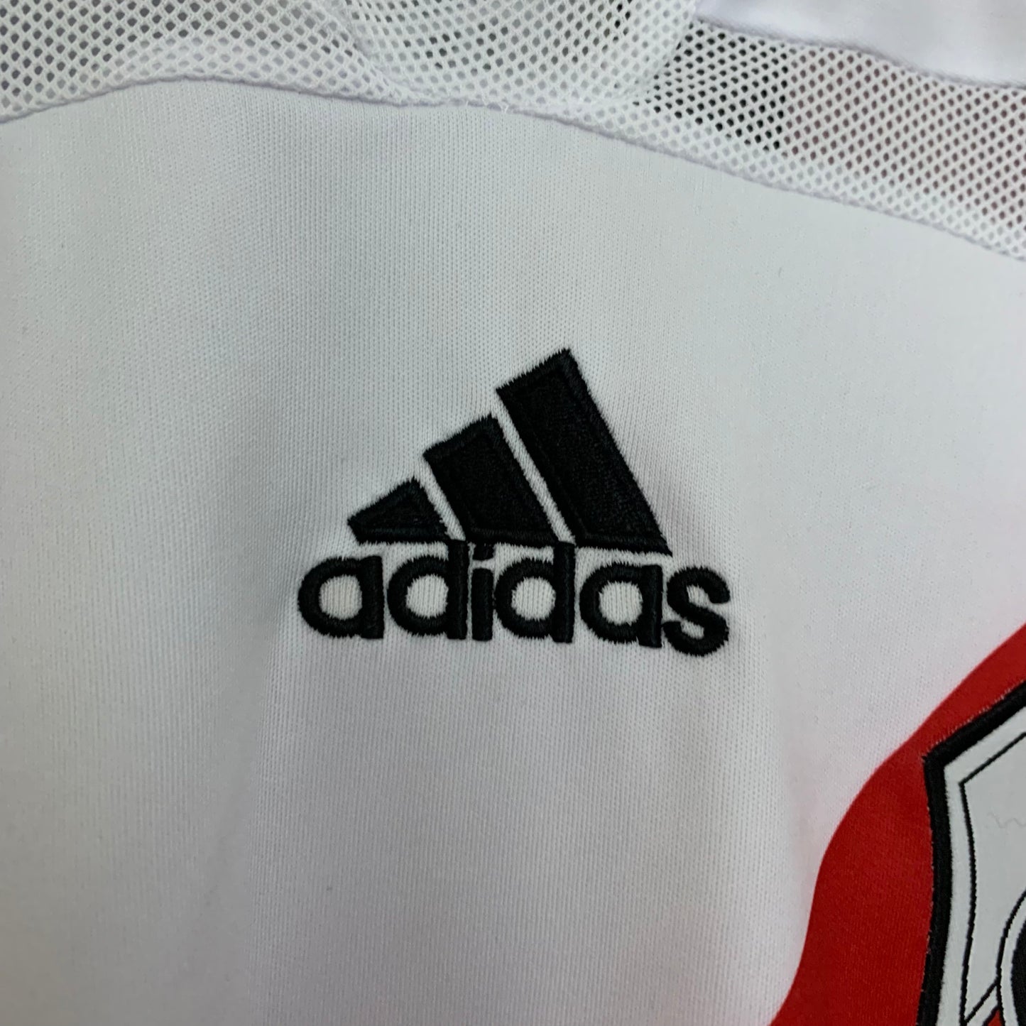Camiseta River Plate Local Retro 2006/07 Versión Fan