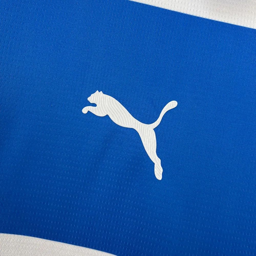 Camiseta Universidad Católica Local 2025 Versión Fan