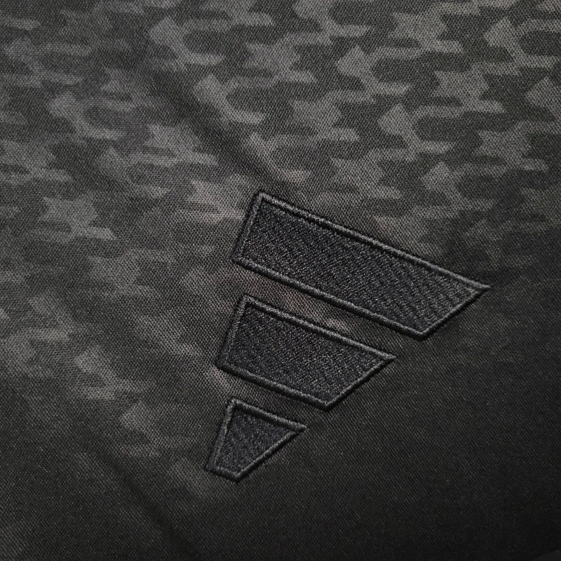 Camiseta Real Madrid "Especial Negra" 2024/25 Versión Fan