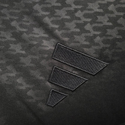 Camiseta Real Madrid "Especial Negra" 2024/25 Versión Fan