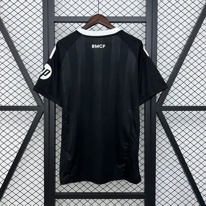 Camiseta Real Madrid Edición Especial Negra 2025/26 Versión Fan