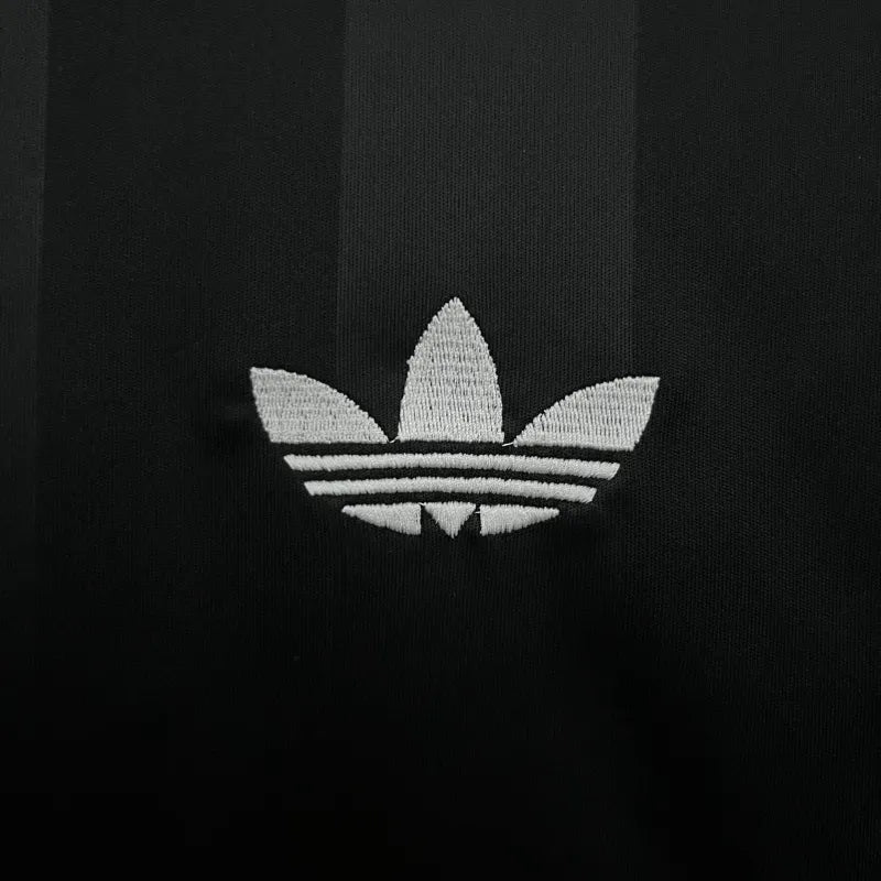 Camiseta Real Madrid Edición Especial Negra 2025/26 Versión Fan